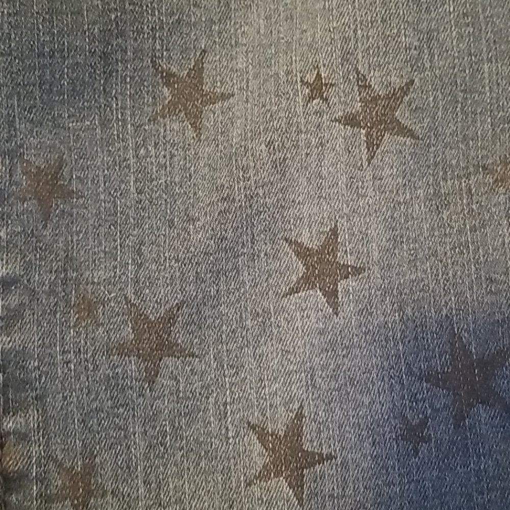 Bullhead Jeans - Picture 2 of 4